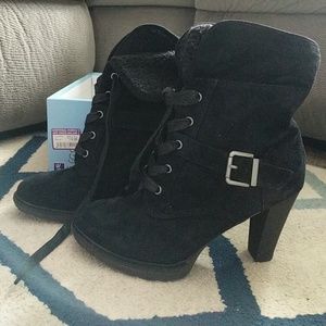 Brand New lace up boots